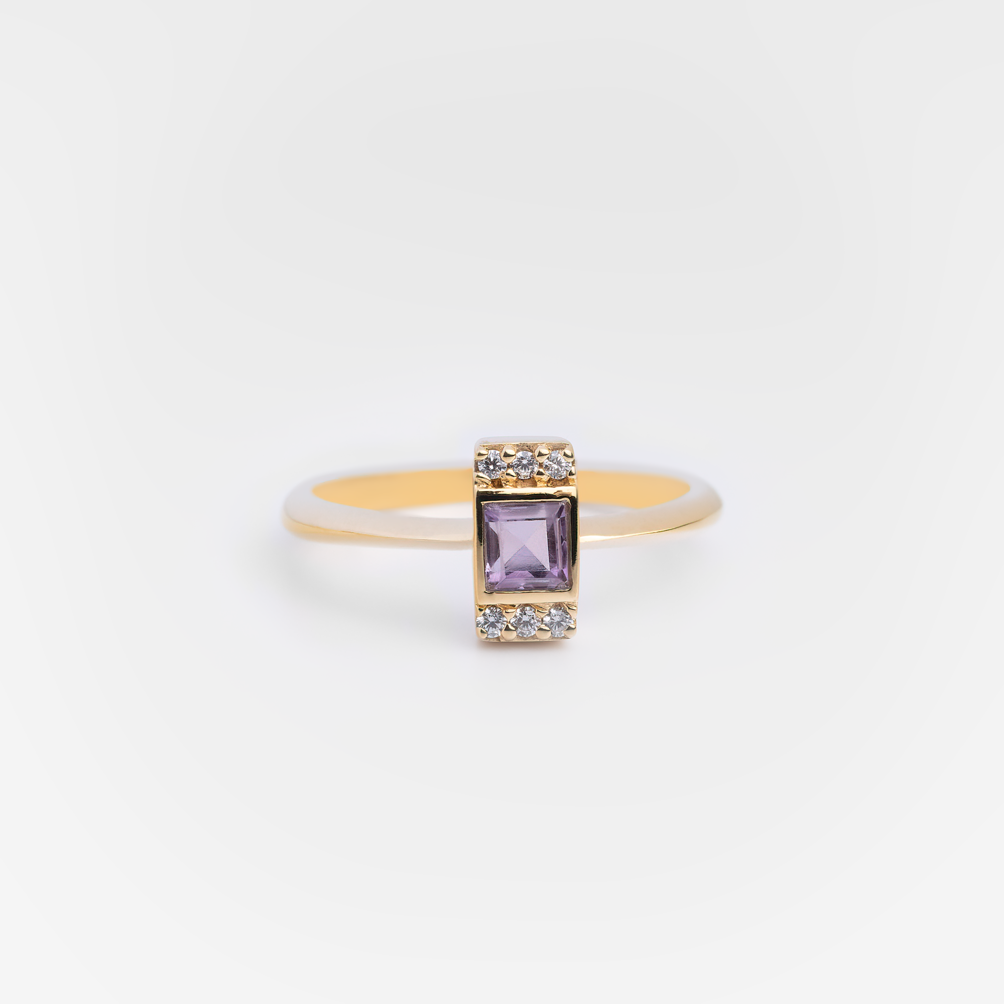 Lendorf- 18K Gold Vermeil Purple Amethyst Ring - Zafeer