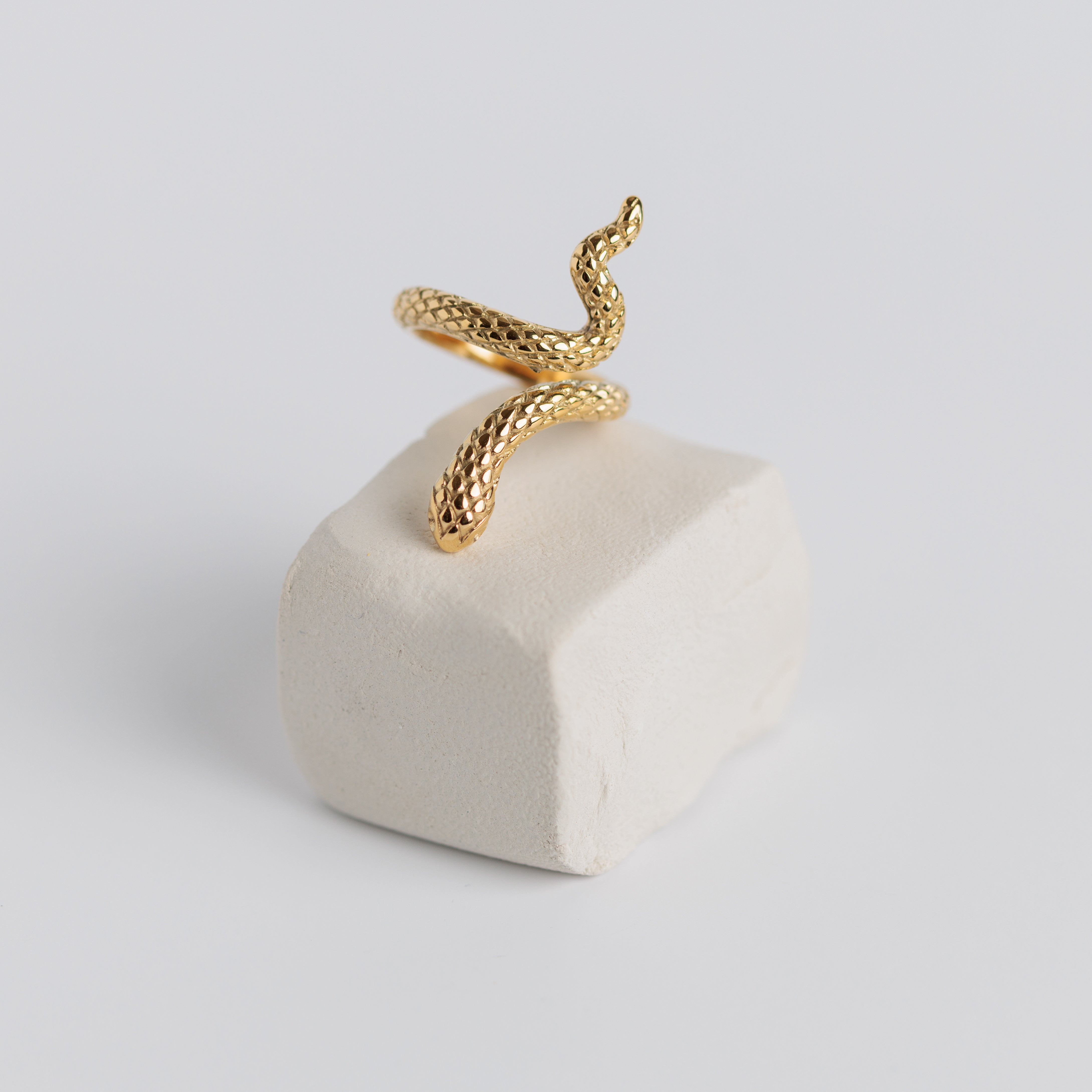 Snake - Stainless Steel 18K gold plated zircon snake ring - Zafeer