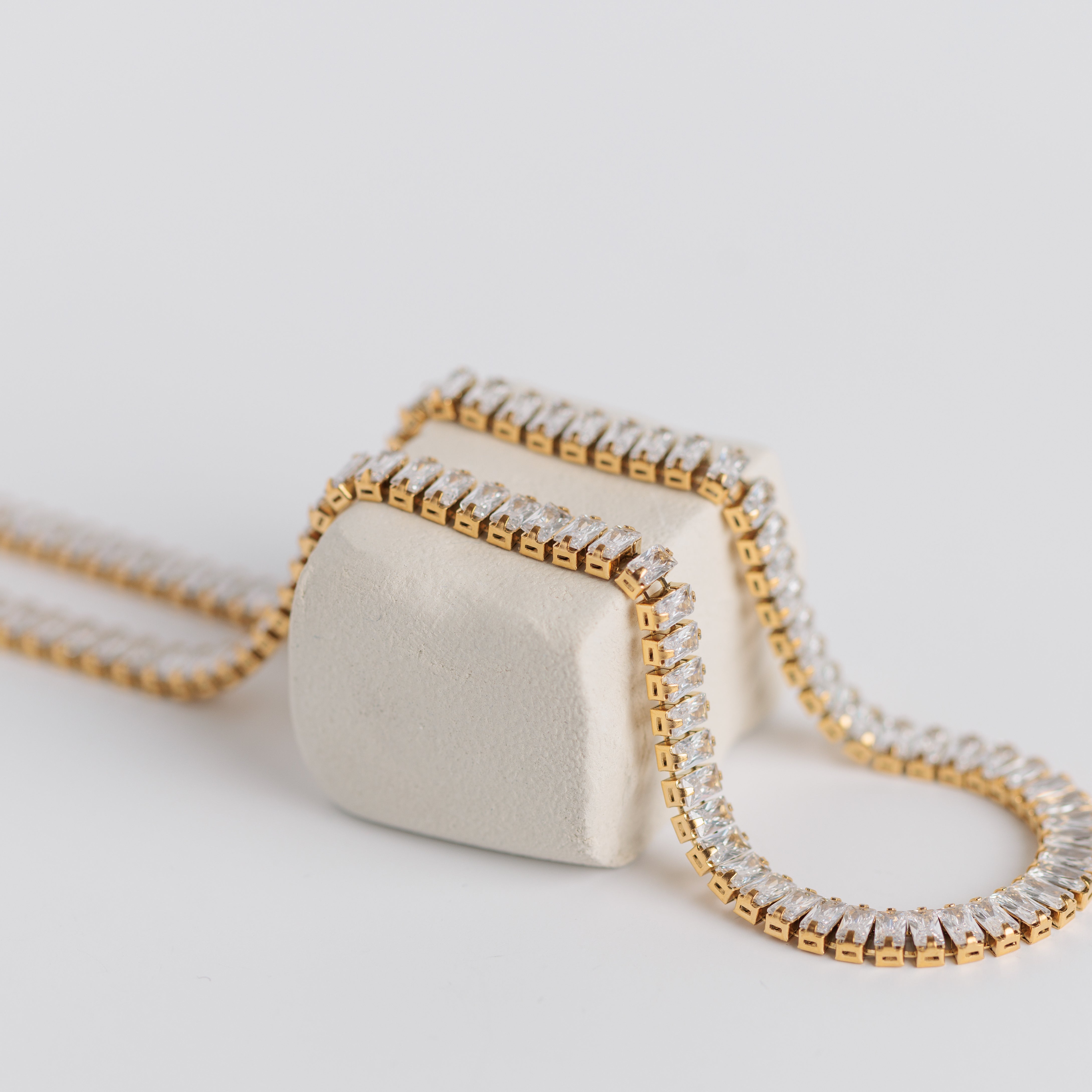 ZiZi - Stainless Steel 18K gold plated Zircon Chain - Zafeer