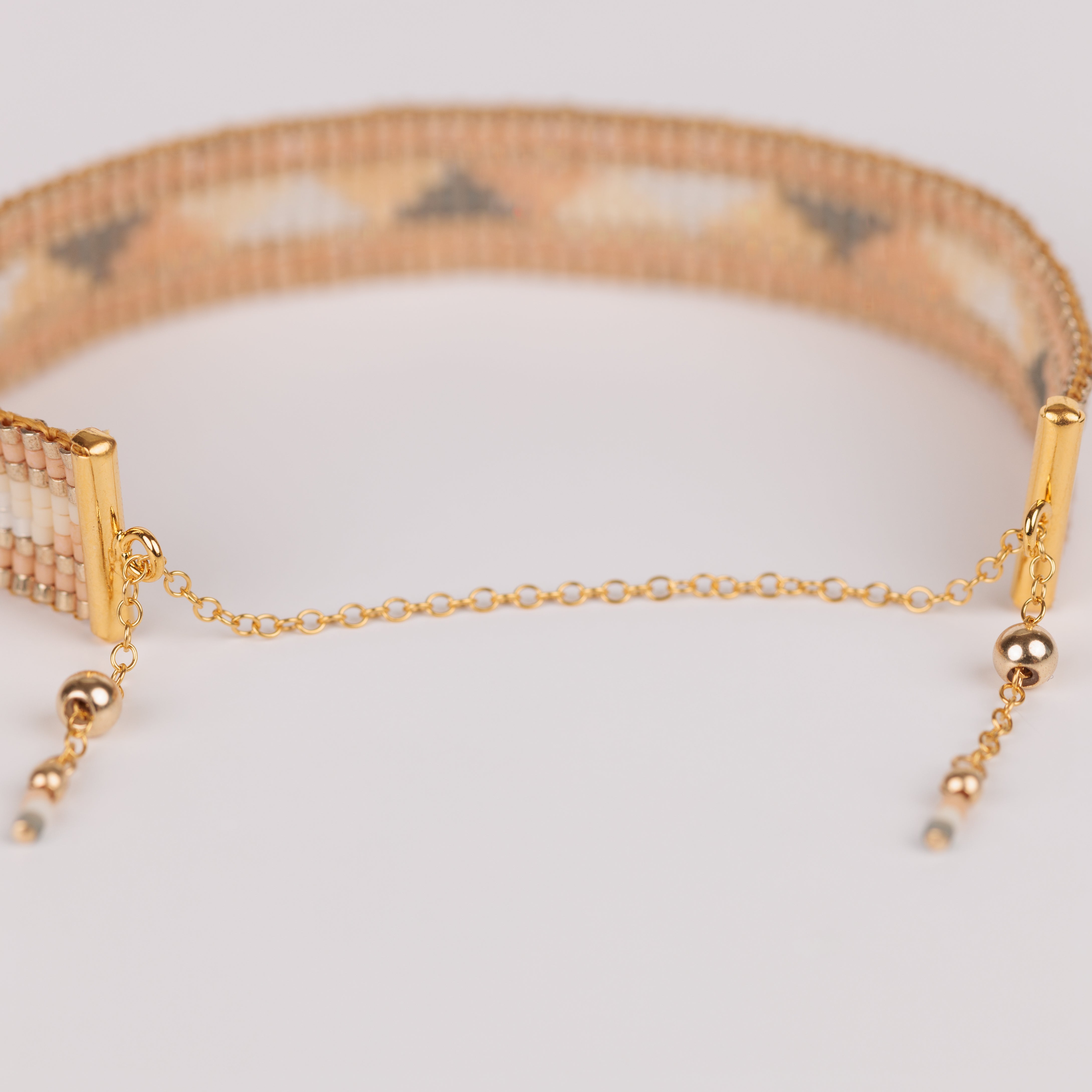 Blush - High-end weaved bracelet - Zafeer