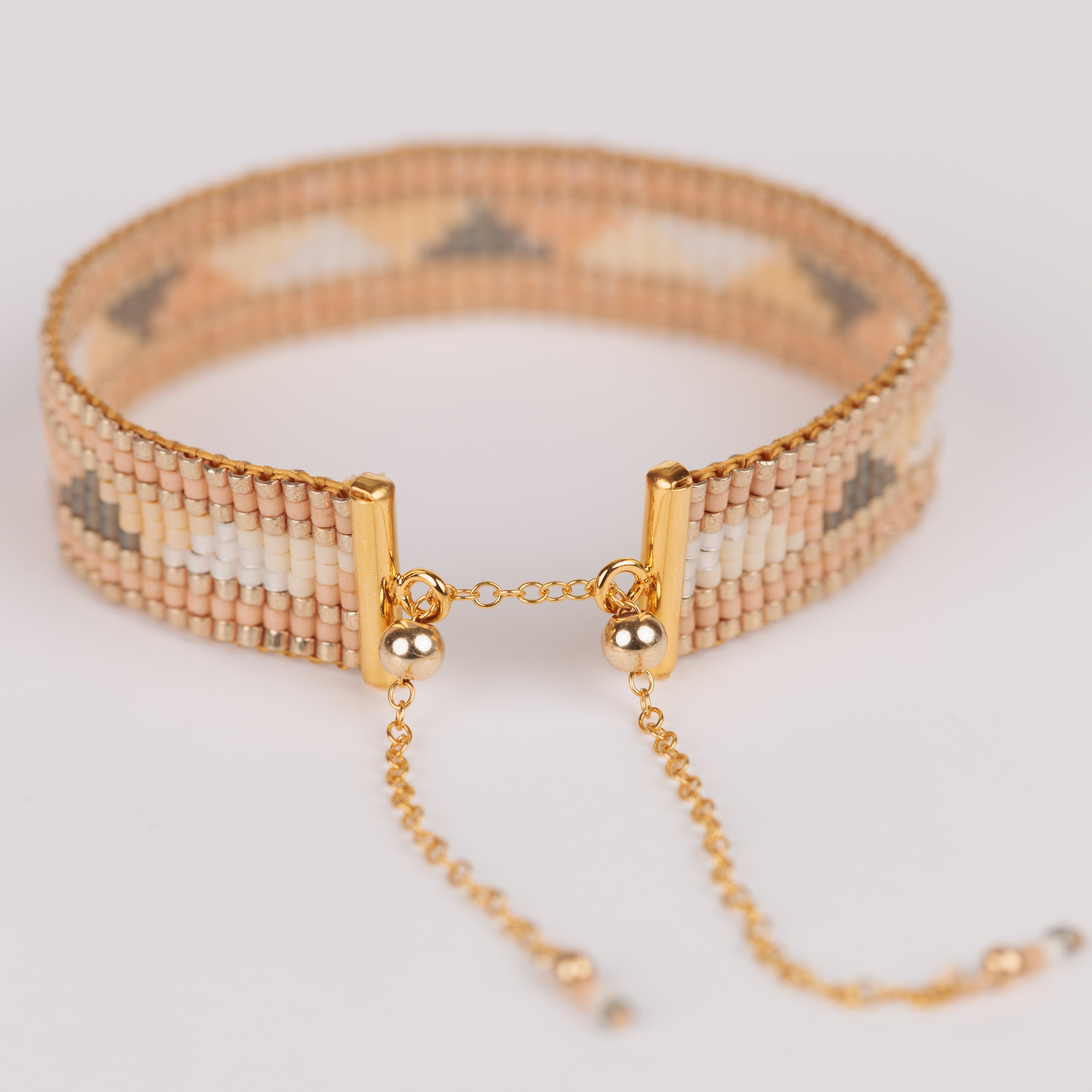 Blush - High-end weaved bracelet - Zafeer