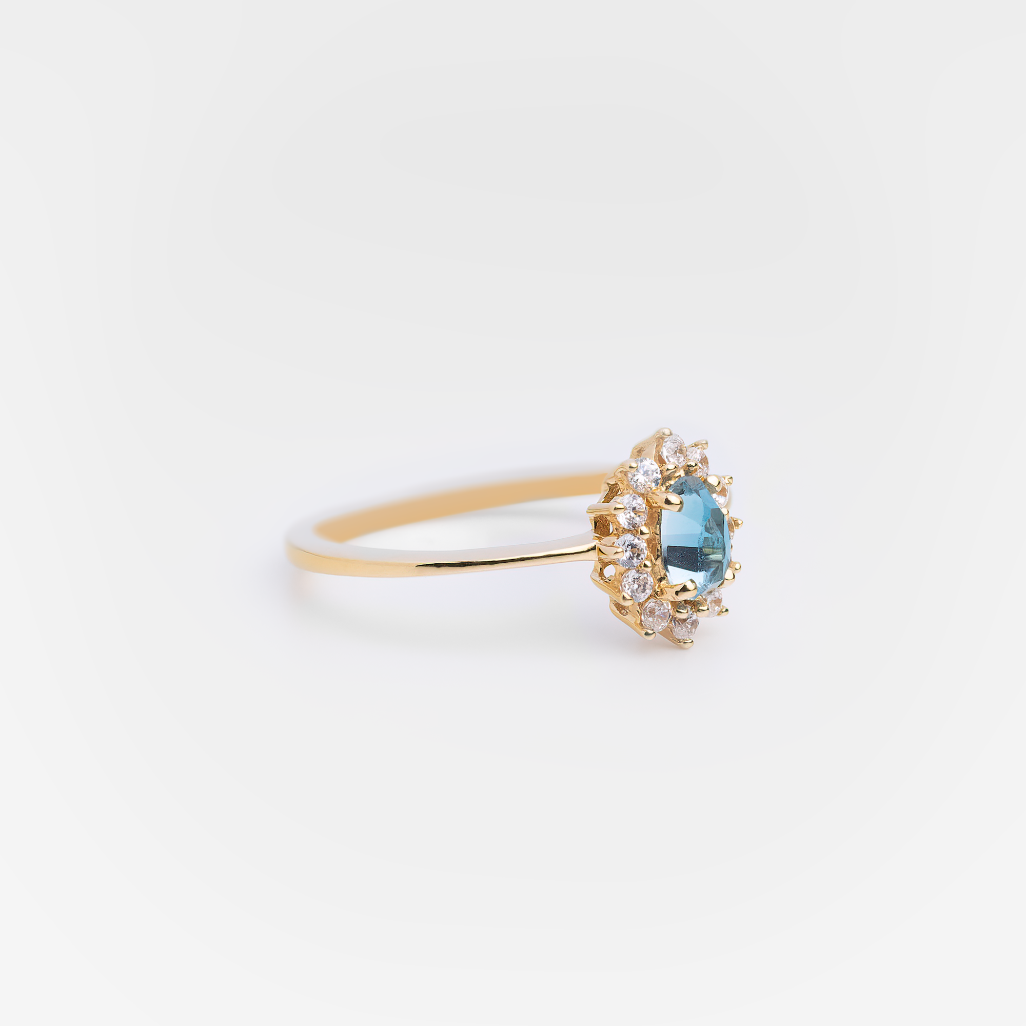 Luxembourg - 18K Gold Vermeil Blue Topaz Ring - Zafeer