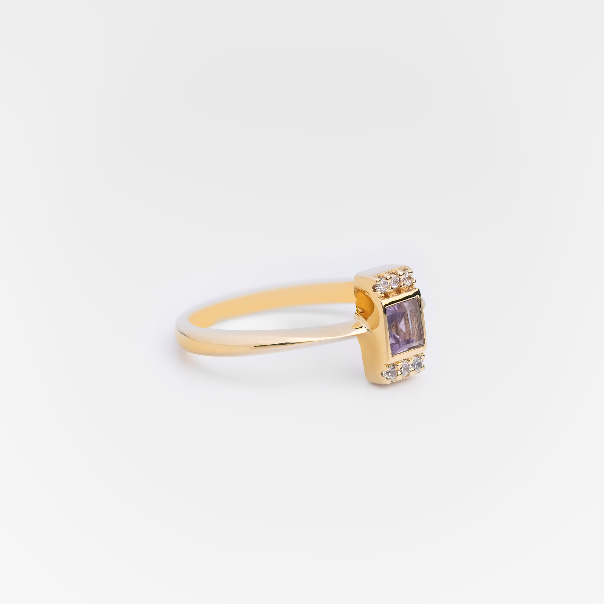 Lendorf- 18K Gold Vermeil Purple Amethyst Ring - Zafeer