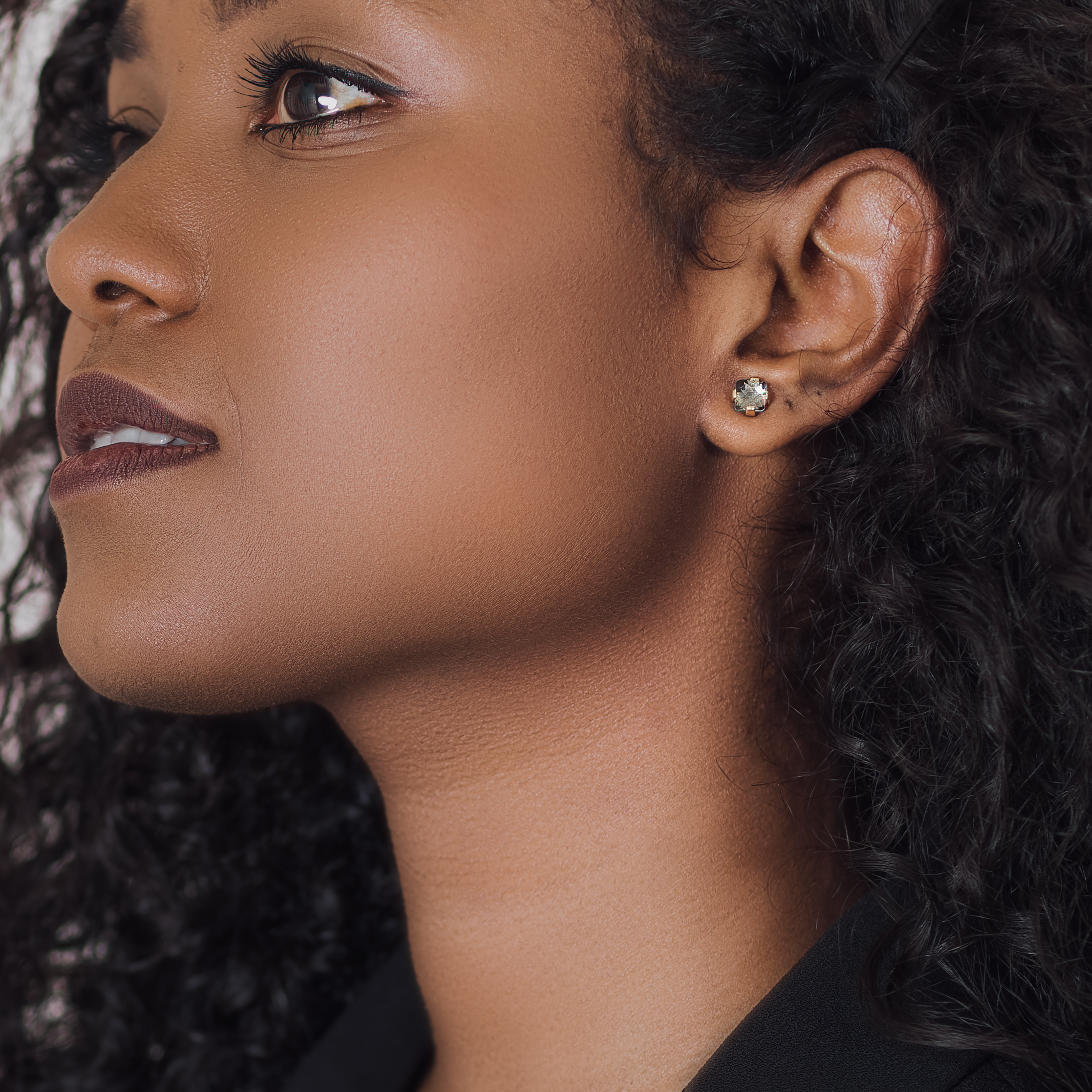 Vanna - 18K Gold Vermeil Blue Topaz Earrings - Zafeer